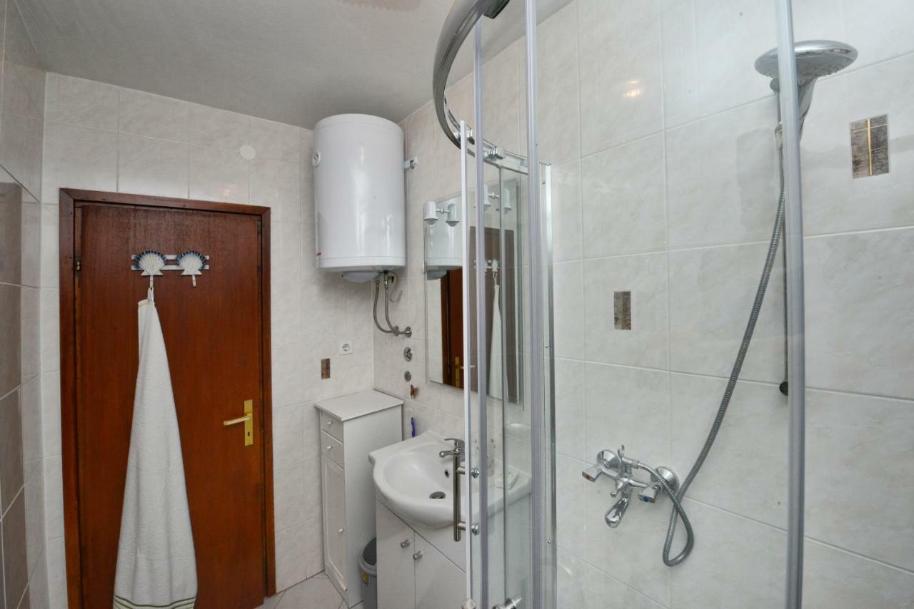 Apartment Kuki Poreč Eksteriør bilde